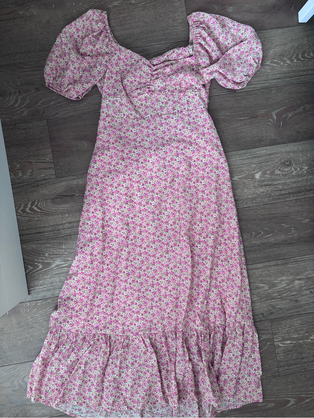 Pink Floral Puff-Sleeve Maxi Dress